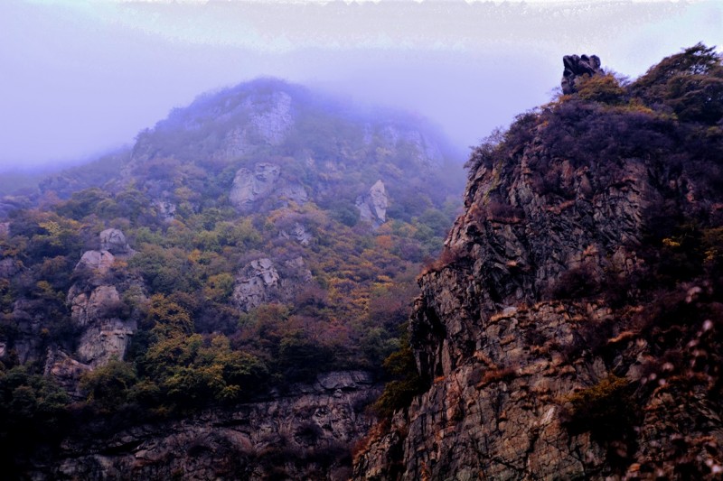 记者摄影家走进房山金祖山风景区釆风