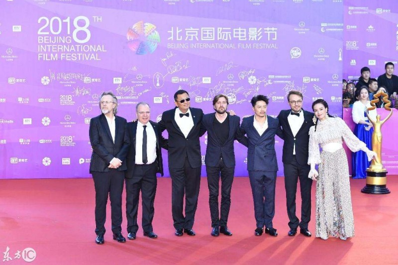 第八届北京国际电影节闭幕 《红海行动》获最佳视觉效果奖