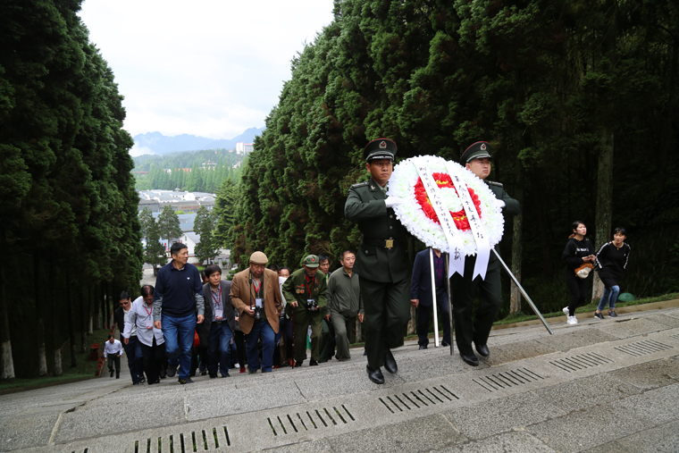 2018时代榜样人物会师井冈山 ·《作家报》复刊15周年庆典大型系列活动在江西举办