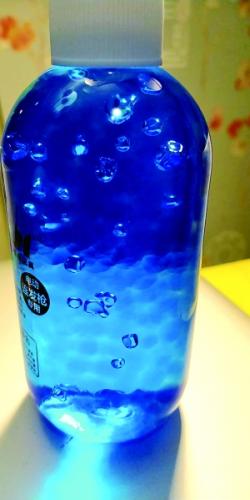 网售“无害”水弹枪轻松击穿鸡蛋 多为三无产品