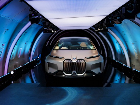 BMW Vision iNEXT亮相 2021年量产