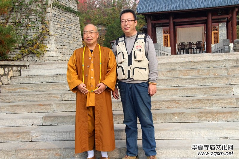 华夏寺庙文化网主编一行参访山东淄博竹林寺