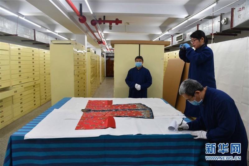 孔子博物馆开馆试运行 首批2000多件孔府文物搬入新家