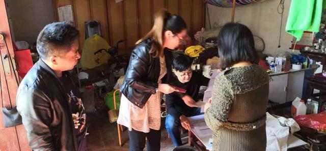 河南省商丘市柘城县刘丹：扶贫下足“绣花功夫”