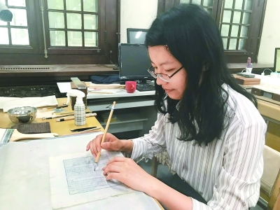 让古书复活的年轻人