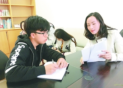 用生命树起师者风范——追记江苏理工学院教授李佩菊