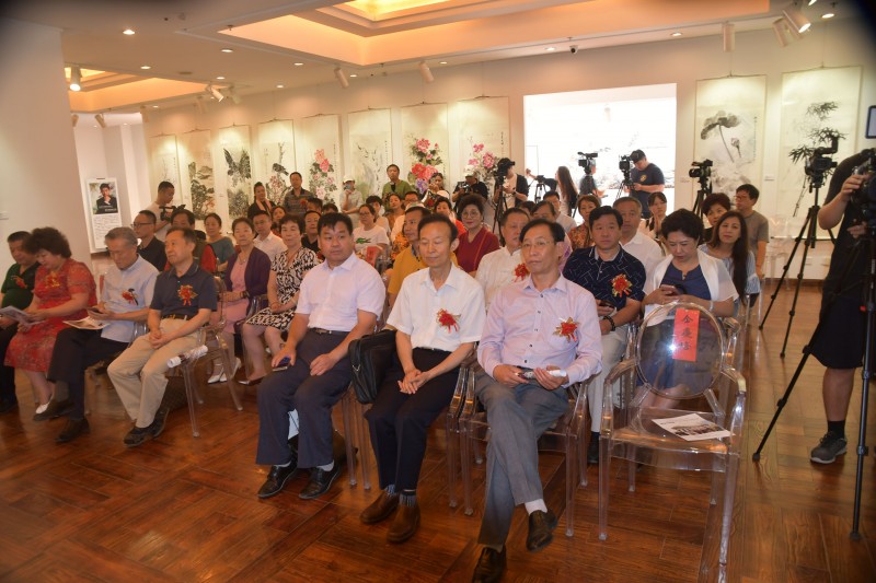 伟业千秋颂--张云海师生书画作品展暨收徒仪式在北京隆重举行