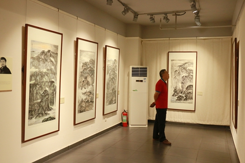 助力冬奥·河北省美术家协会主席团中国画名家邀请展开幕