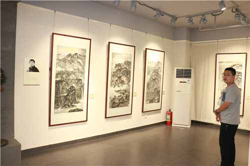 助力冬奥：河北省美术家协会主席团中国画名家邀请展开幕