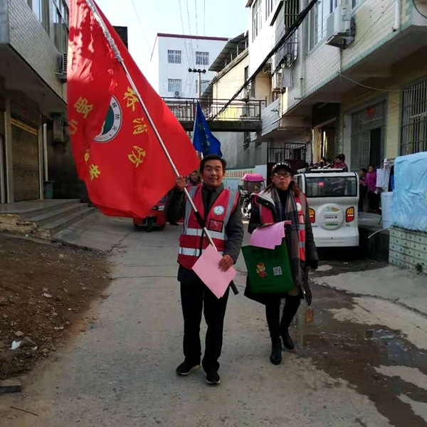 “风风火火闯九州” ——记安徽宿松程岭乡阿红养殖法人代表石爱红