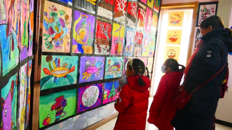 黄琴梅美学教育昌平校区举办第三届大艺术家分享画展