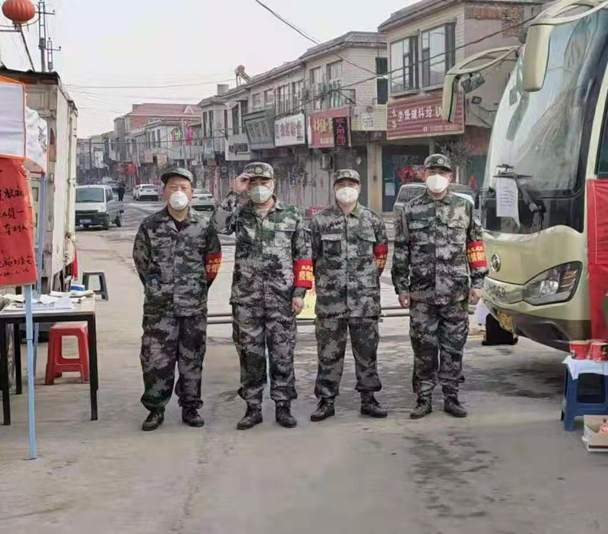 他，心系抗疫第一线