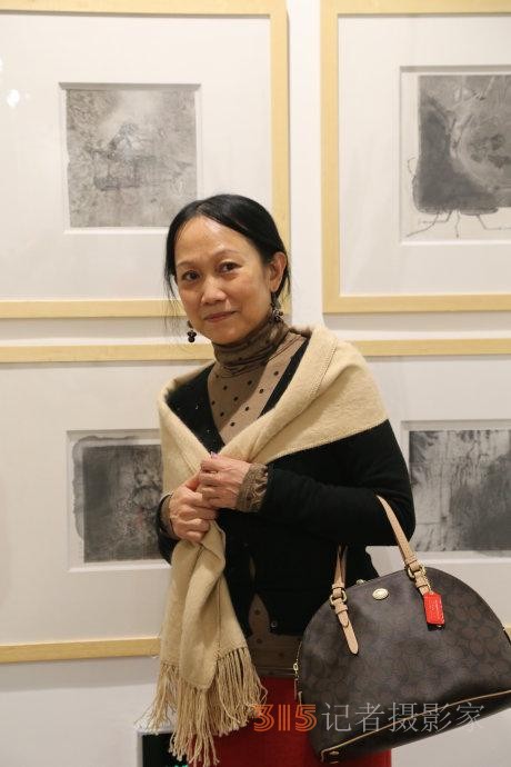 诗人、画家、作家马莉