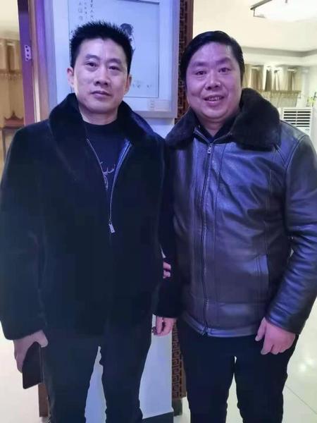 针刀医术精湛 彩虹德感四方