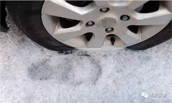 冬季车玻璃结冰怎么办？据说只有10%的人做对了……