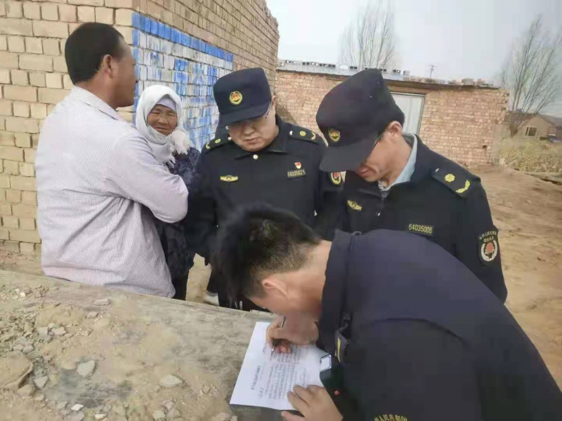 “三堆”不可取，农村人居环境整治在进行