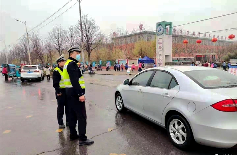  别拿生命赴前程 广平交警把脉医治“带病车”