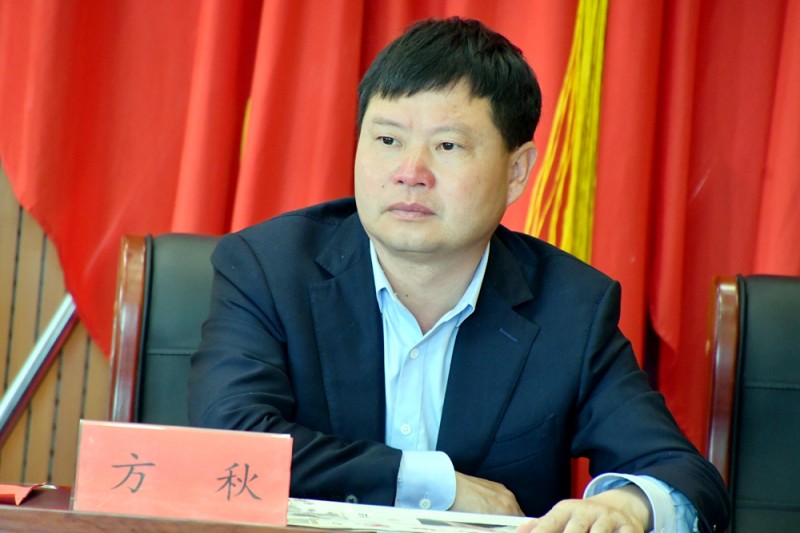 视频:中国文艺名家“品读大美赣鄱  放歌万年石镇”采风活动举办