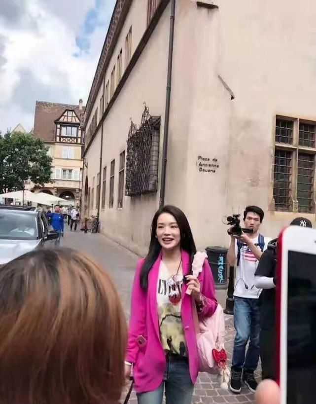 慢综艺展现当代人社交图鉴