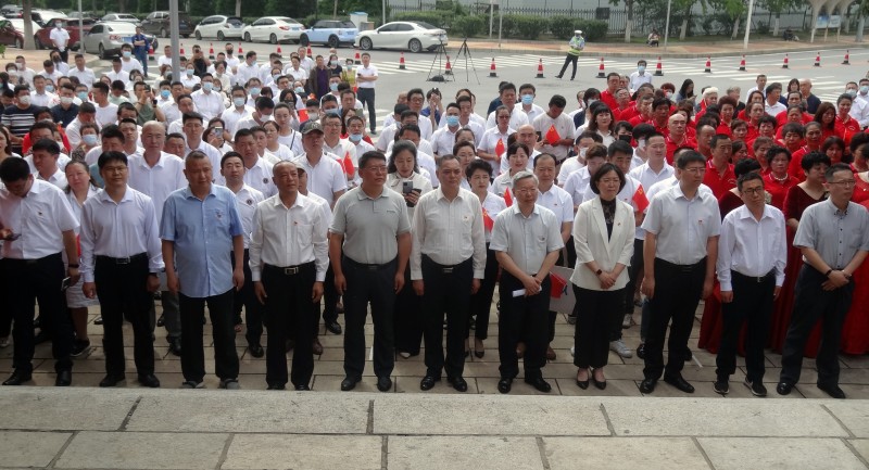 大连自贸片区隆重举行党群服务总站及商会大厦揭牌仪式