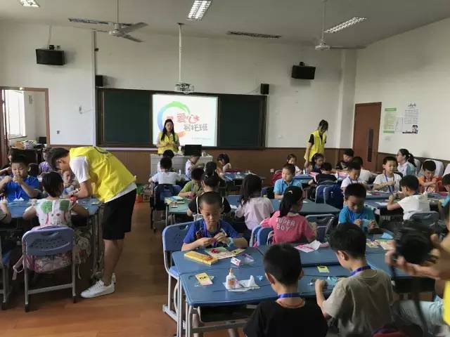 怎么“托” “管”什么——探访各地小学暑托班