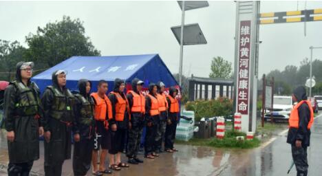 五问河南特大暴雨：这里为何成为全国强降雨中心？