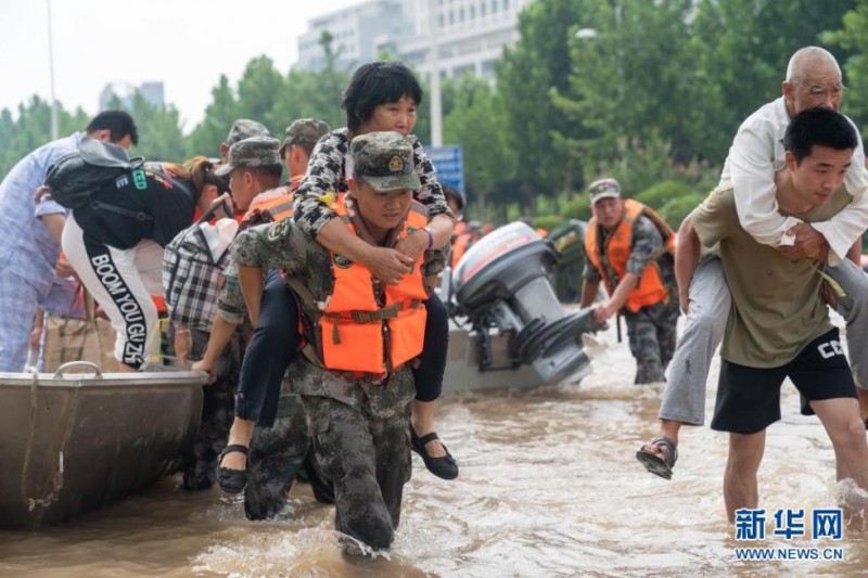 暴雨后的生活 保障人民群众生命财产安全