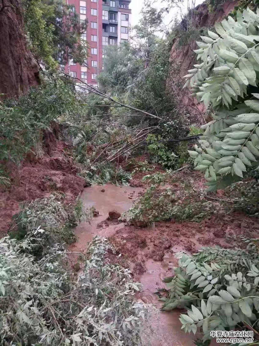 暴雨下的荥阳洞林寺受灾实况，千年古刹灾后修建迫在眉睫