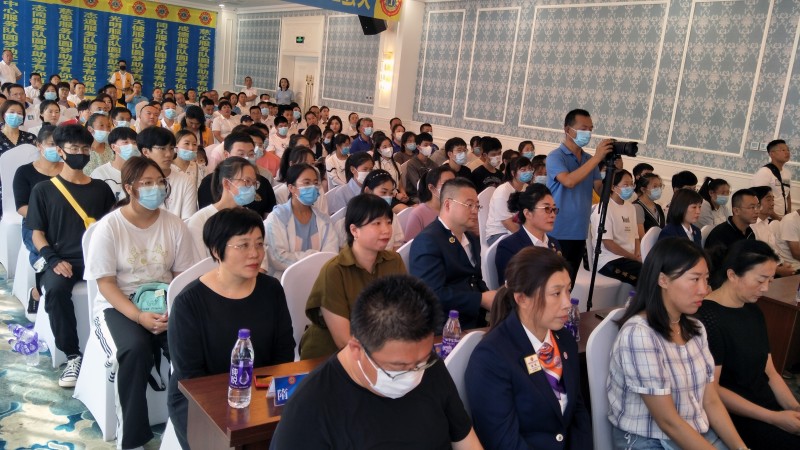 中国狮子联会大连志诚服务队“圆梦助学”公益活动落幕