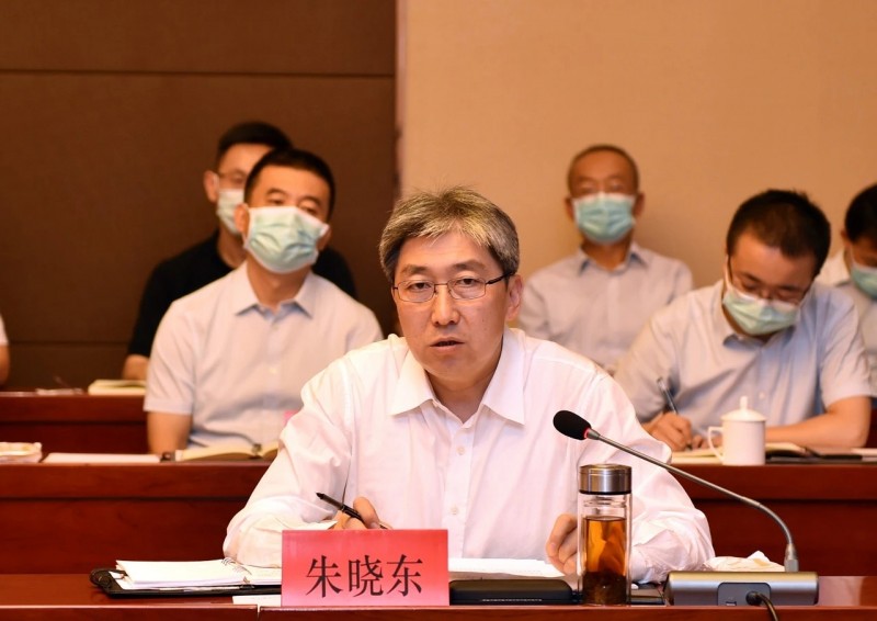   郑连生朱晓东与格力电器董事长董明珠举行工作会谈