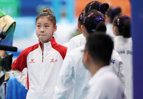 管晨辰失误落泪：我就是一个16岁女孩，没有因奥运冠军不同