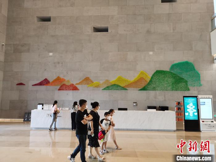 苏州博物馆西馆对外首次开放：百岁江南“文藤”发新芽