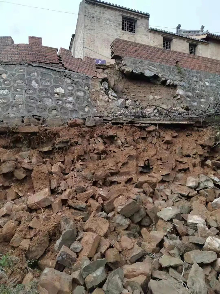 风雨中，山西古建正受到巨大威胁…