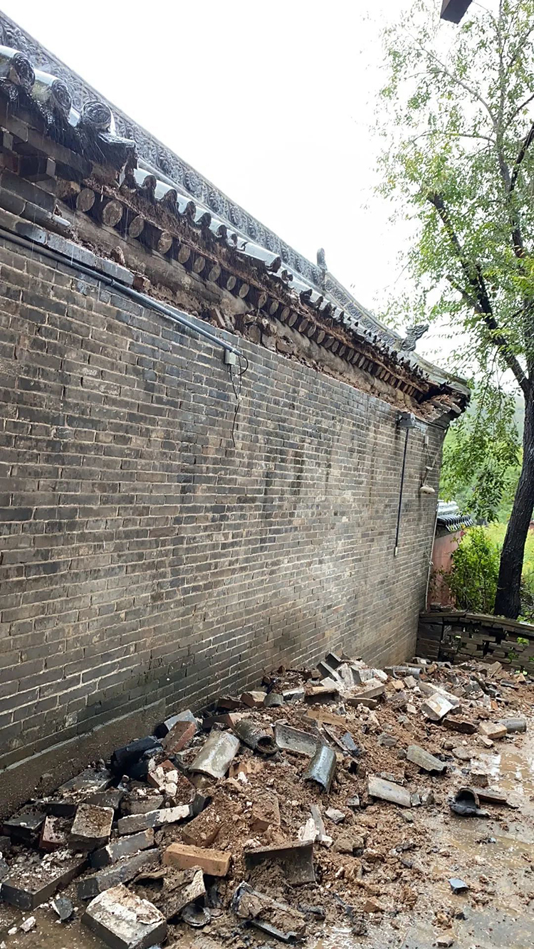 风雨中，山西古建正受到巨大威胁…