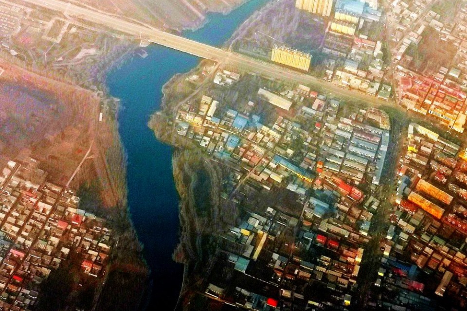 笑琰（靳新国）飞机手机拍图作品