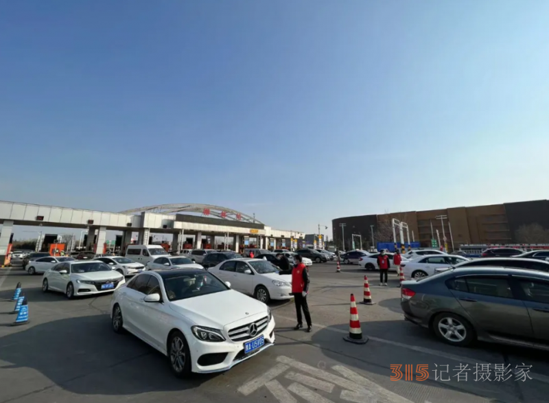 返程入郑目前啥政策？记者实探各个高速口
