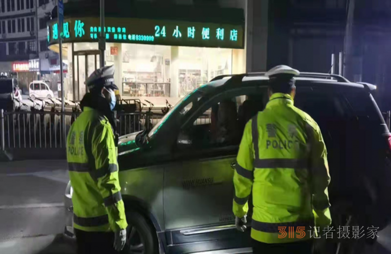 河南省商丘市交警支队元宵节查酒驾49名心存侥幸者被查处