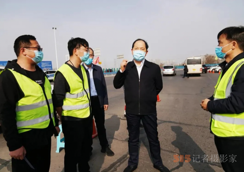 安伟：保持好状态织密筑牢基层卡口数字防线 抓住小切口管住重点人坚决守住防控底线