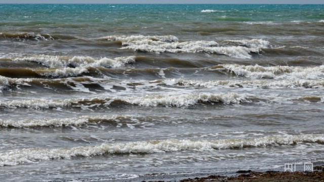 碧波荡漾 青海湖迎来开湖季