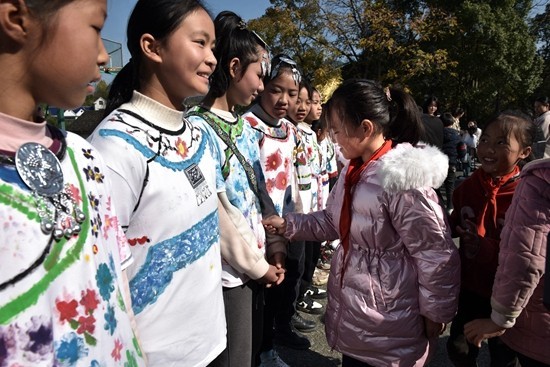 让孩子认识自己的家乡和文化：“有根”的乡土课