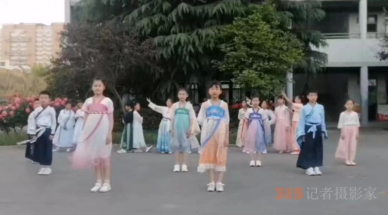 牢记习爷爷的嘱托,争做新时代好少年 --安阳市钢三路小学 胡敬渊同学荣获市级“新时代好少年”荣誉称号