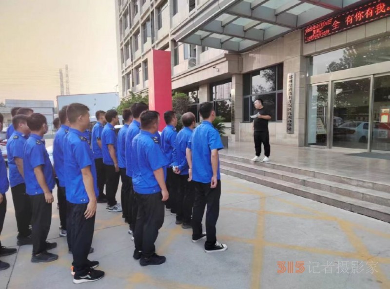 郑州市经济技术开发区管理委员会九龙办事处集中整治占道经营