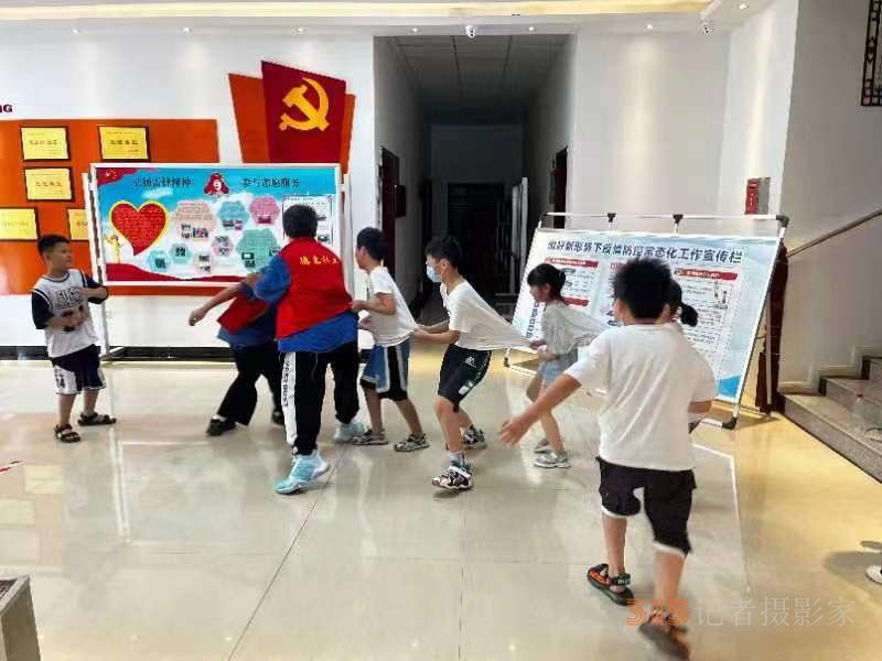 郑州市二七区德惠社会服务中心联合台郭社区尚举办的“与爱同行儿童茁阅计划-阅读小组”公益活动