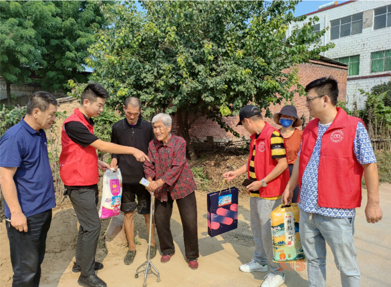 中秋佳节齐欢颂德惠月圆献真情
