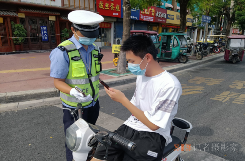 河南省商丘市公安局交警支队持续开展市区交通秩序规范管理和综合整治成效显著