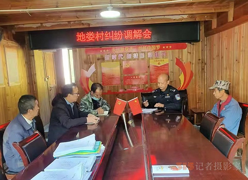 锦屏：两老人因琐事闹矛盾引斗殴 民警及时调解促邻里和谐