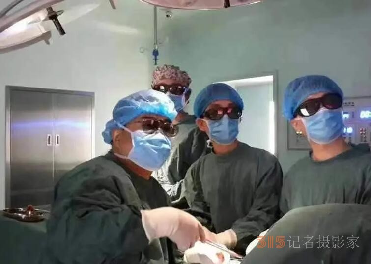 侯智亮：用微创手术为胸科病人铺平一条生命之路