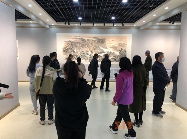 河北遵化：公共图书馆、文化馆服务宣传周暨郝丽茹中国画作品展活动