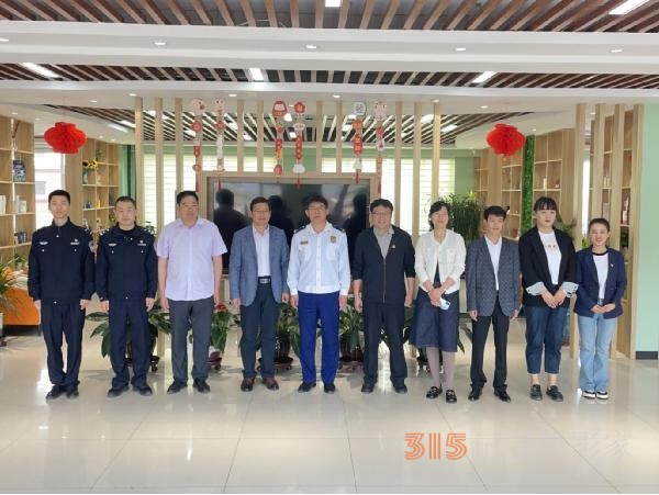 “边陲千里党旗红”警地党建联盟“点亮”基层治理新篇章