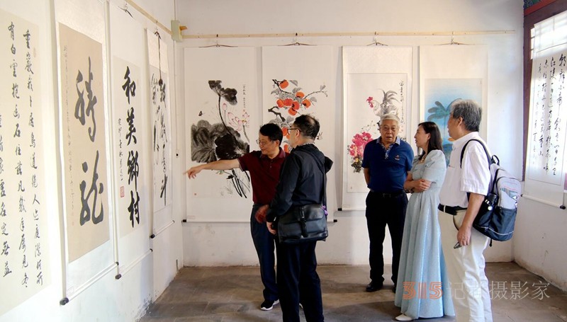 “致敬奋斗岁月”癸卯丰收节书画名家邀请展开幕暨现代书画网展览活动中心揭牌仪式在京举行 备用标题：现代书画网“致敬奋斗岁月”癸卯丰收节书画名家邀请展开幕式在京举行